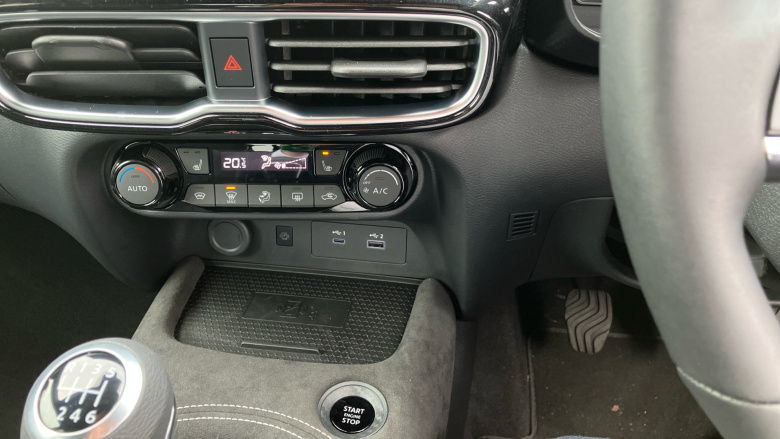 Nissan Juke 1.0 DiG-T Tekna+ 5dr Petrol Hatchback